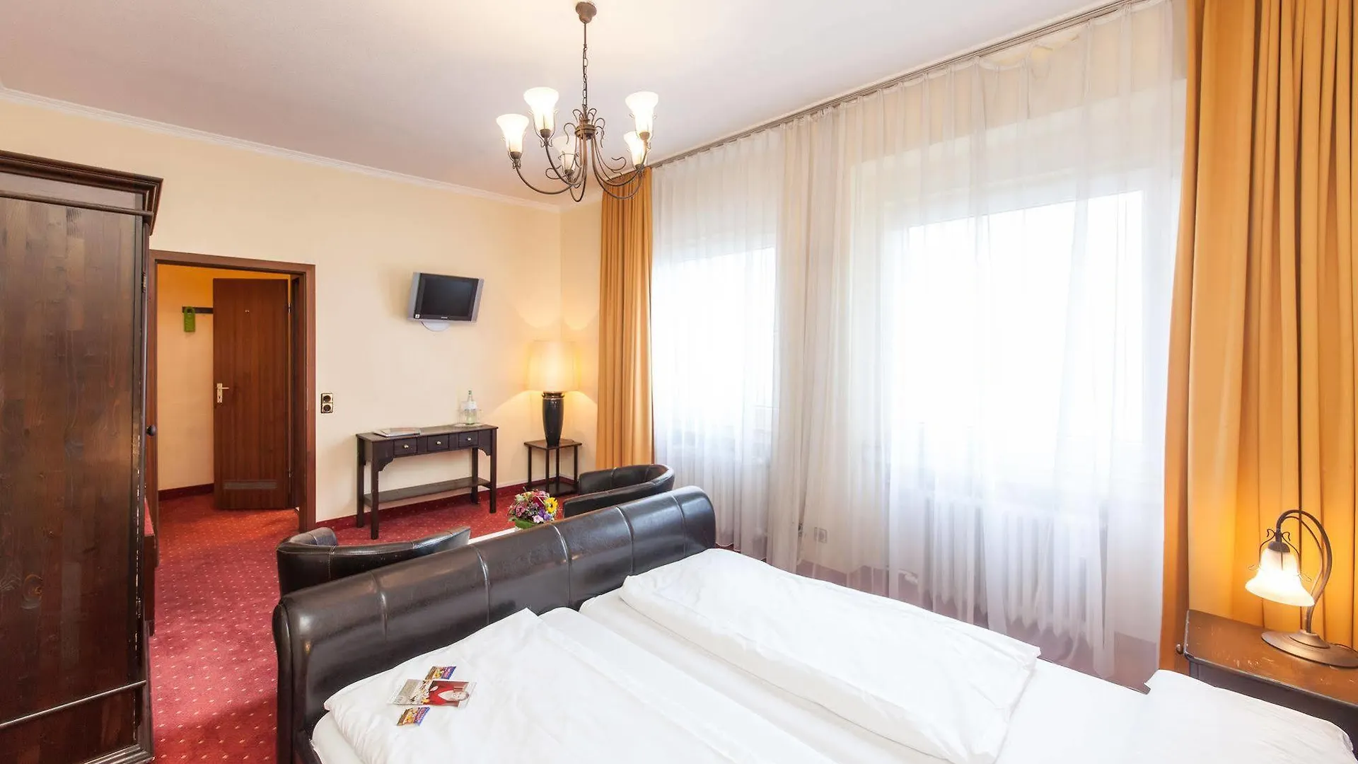 Hotel An Der Oper Duesseldorf  Düsseldorf